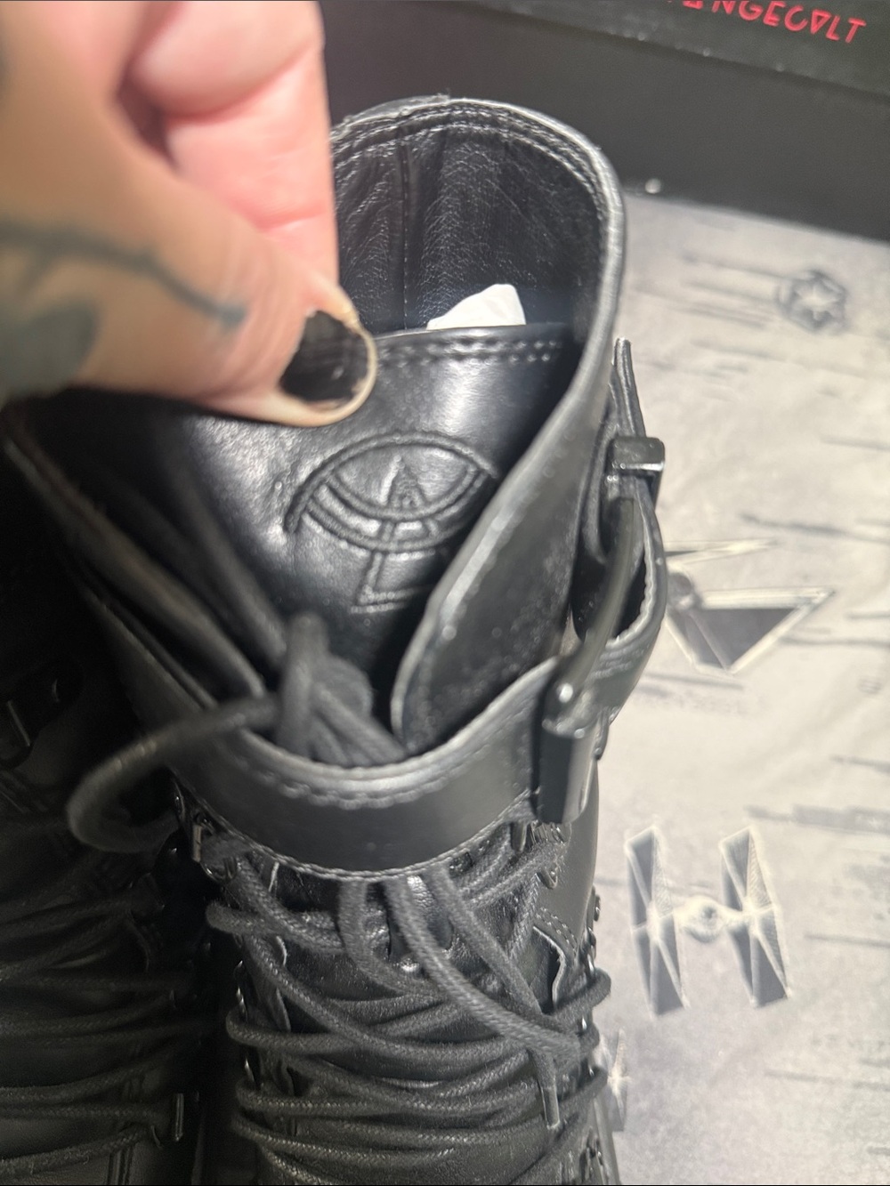 STRANGCVLT STRANGLER SNEAKER BOOTS SZ 8 *READ DESCRIPTION* - Picture 6 of 11
